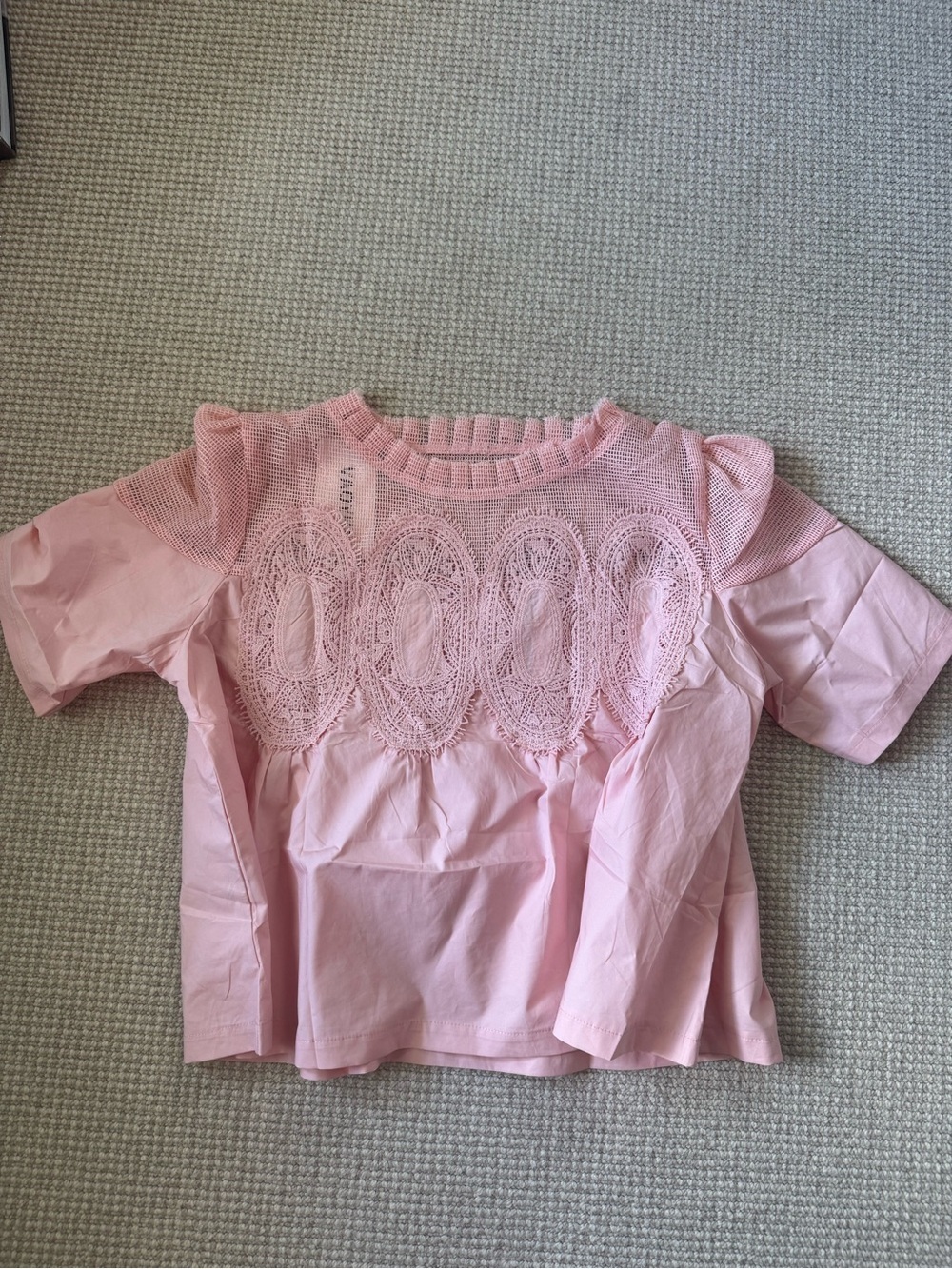 Women’s Pink Lace Yoke Short Sleeve Top - Picture 2 of 3
